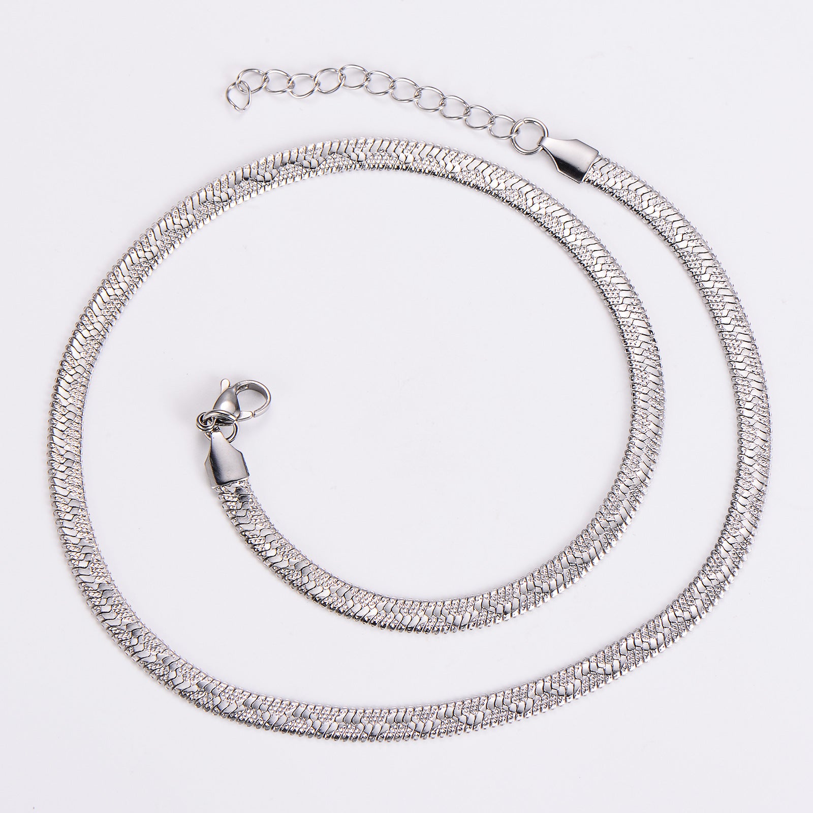 Aml Stainless Steel Batch Pattern Blade Sweater Chain Simple Ladies Clavicle Chain Fashion Flat Snake Stainless Steel