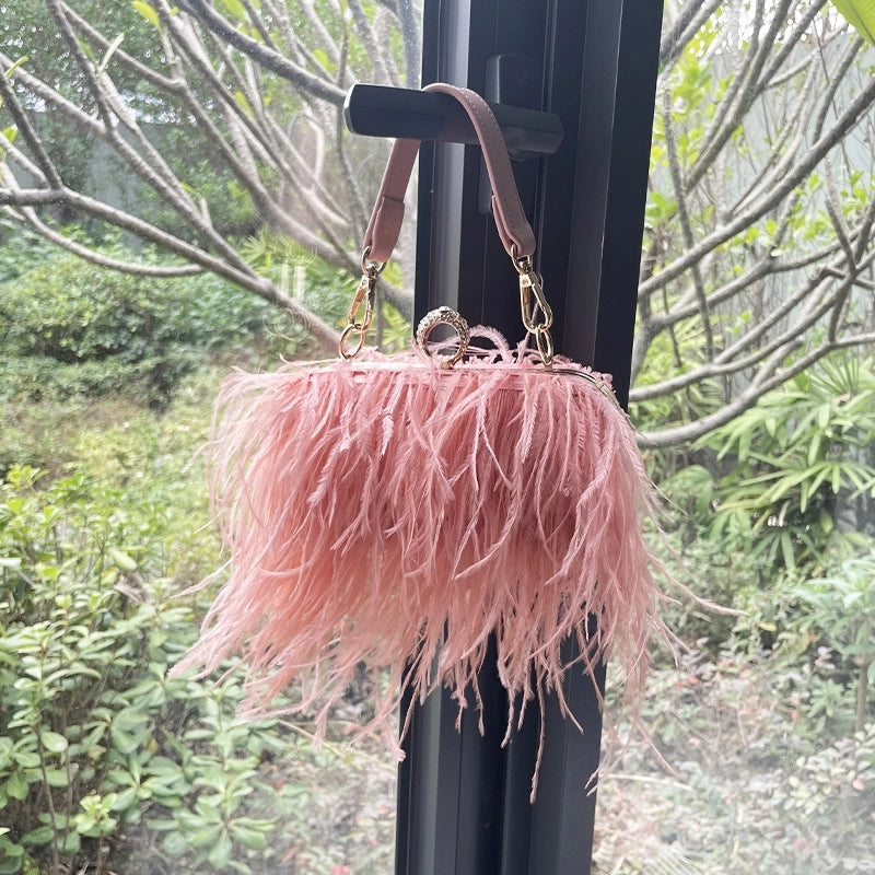 Women's Medium Spring&summer Plush Fashion Handbag