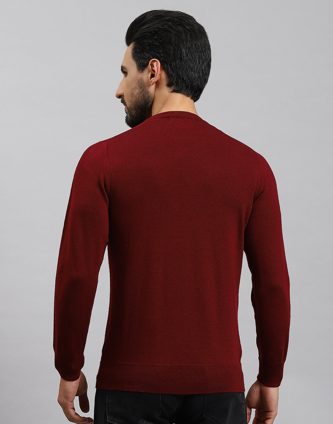 Men Maroon Solid Round Neck Full Sleeve Pullover