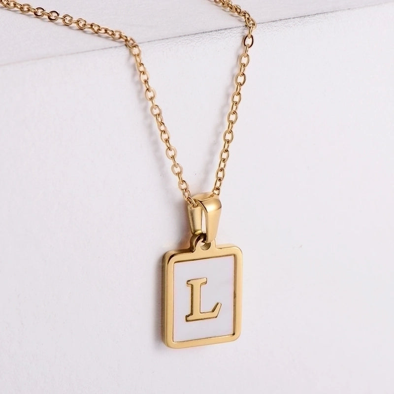 304 Stainless Steel 18K Gold Plated Minimalist Plating Letter Shell Pendant Necklace