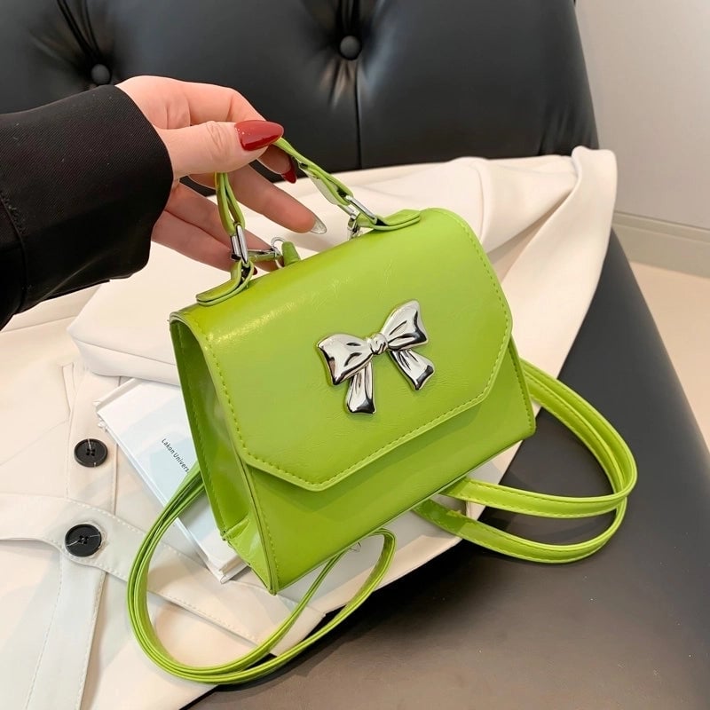 Women's Medium Pu Leather Solid Color Bow Knot Vintage Style Preppy Style Flip Cover Crossbody Bag Fashion Backpack