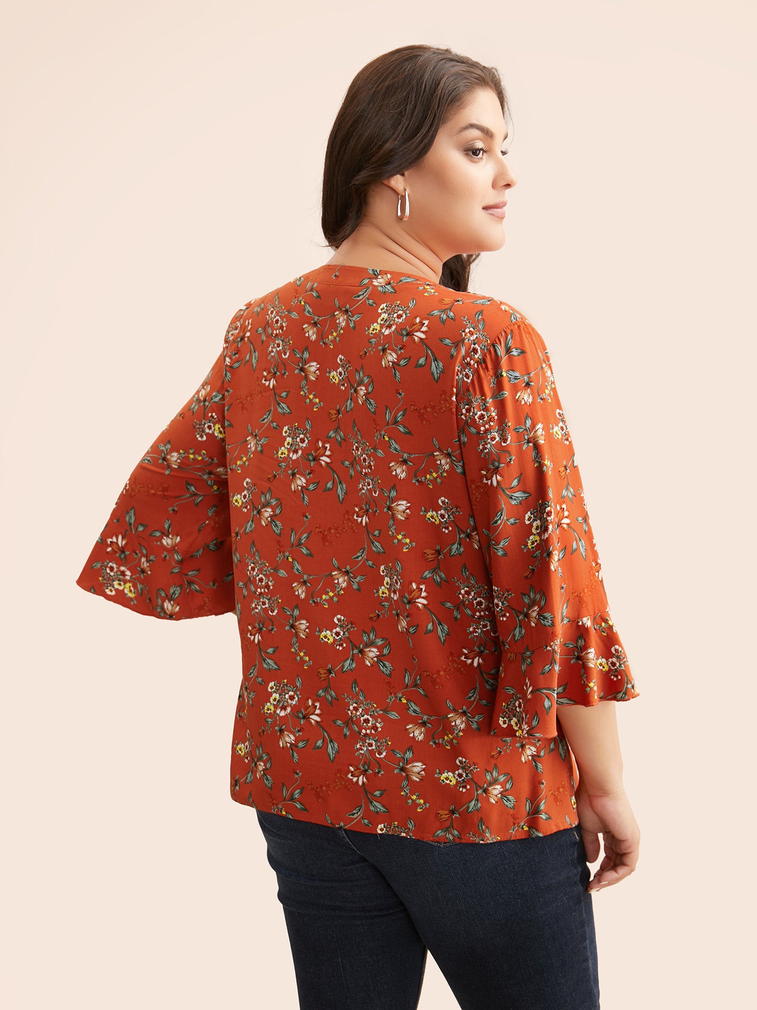 Ditsy Floral Pleated Flutter Sleeve Blouse