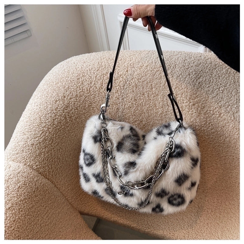 Small Plush Vintage Style Square Bag