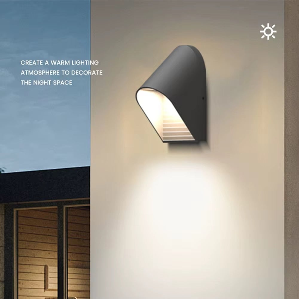 Modern Outdoor LED Wall Light - Black Aluminum 5 WATTS