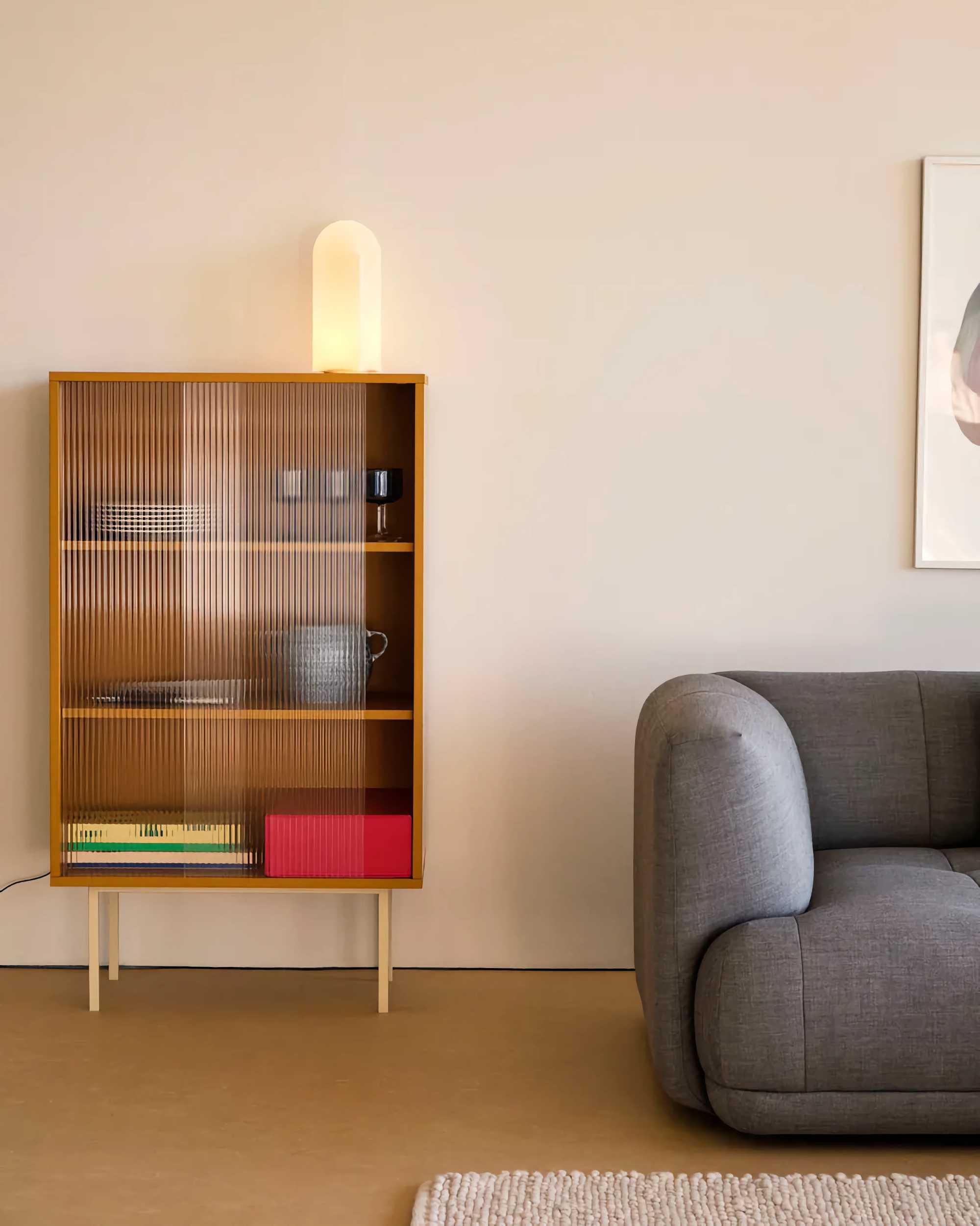 lamp 320. shell white