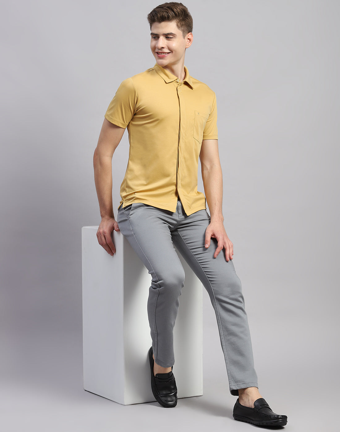 Men Mustard Solid Collar Half Sleeve Shirt