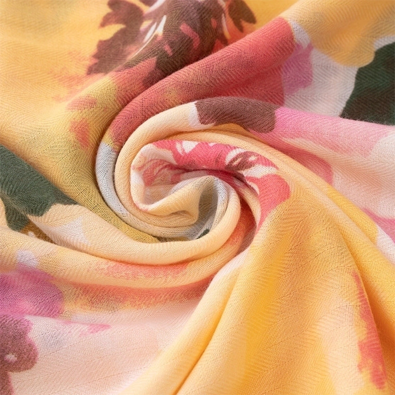 Women's Sweet Color Block Polyester Printing Scarf