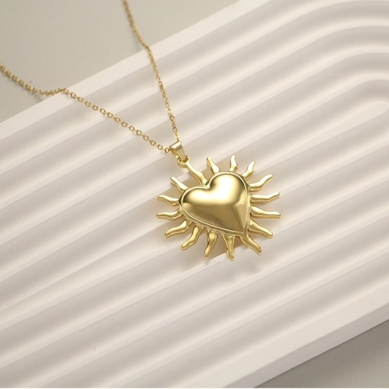 IG Style Retro Moon Heart Shape Flower 304 Stainless Steel 18K Gold Plated Pendant Necklace