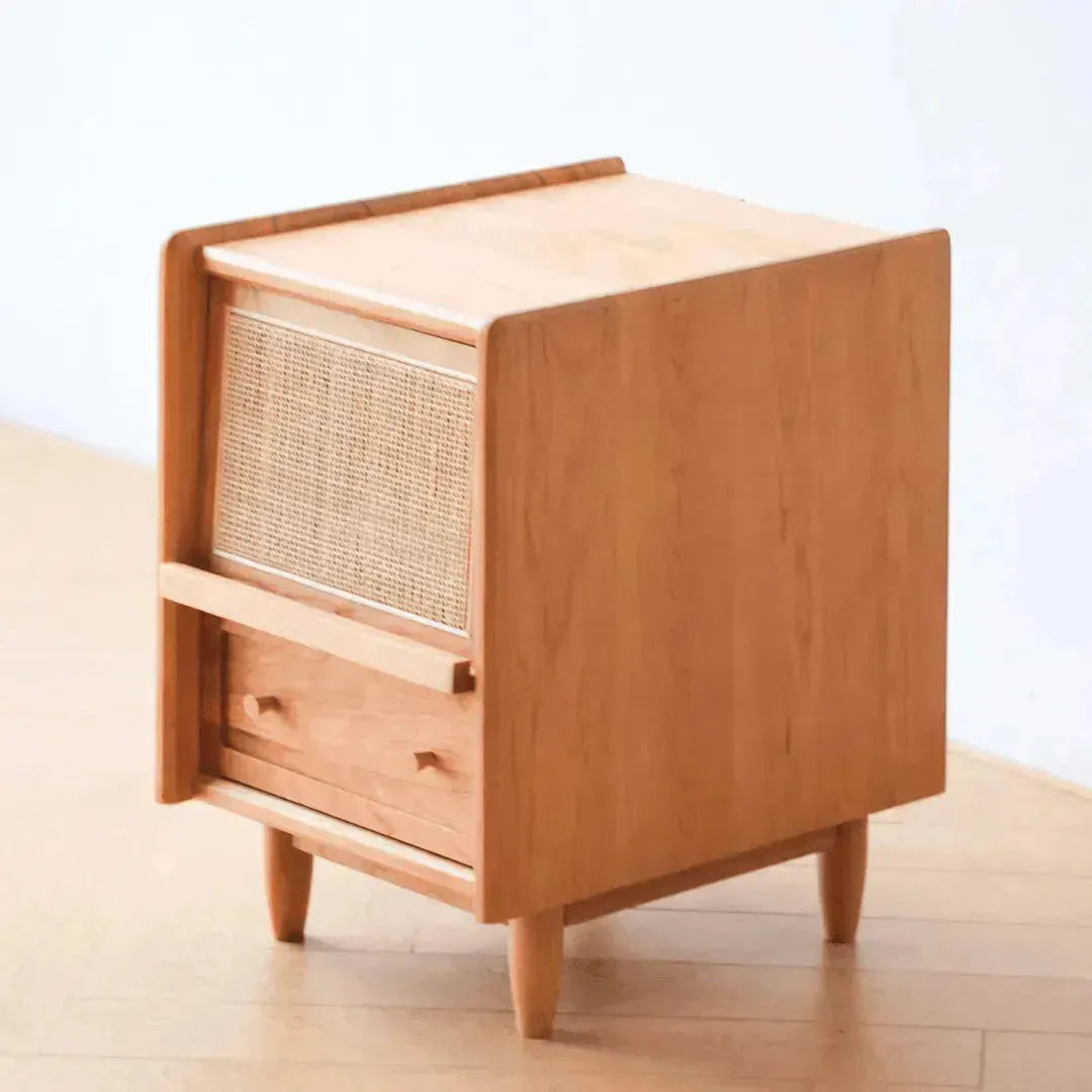 Wellinhall 2 - Drawer Nightstand