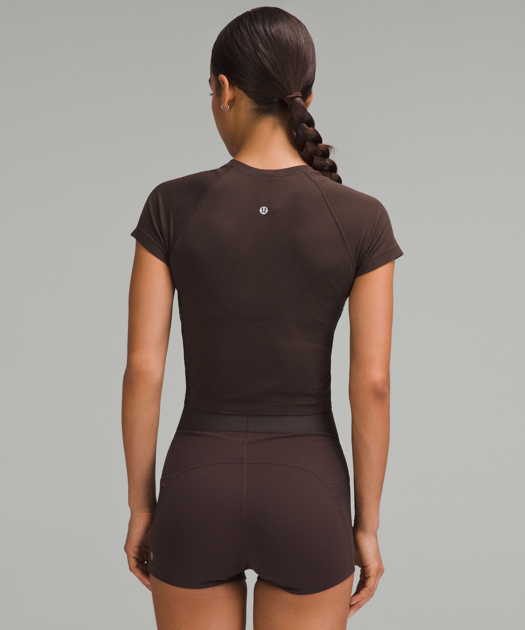 Swiftly Tech Cropped Short-Sleeve Shirt 2.0