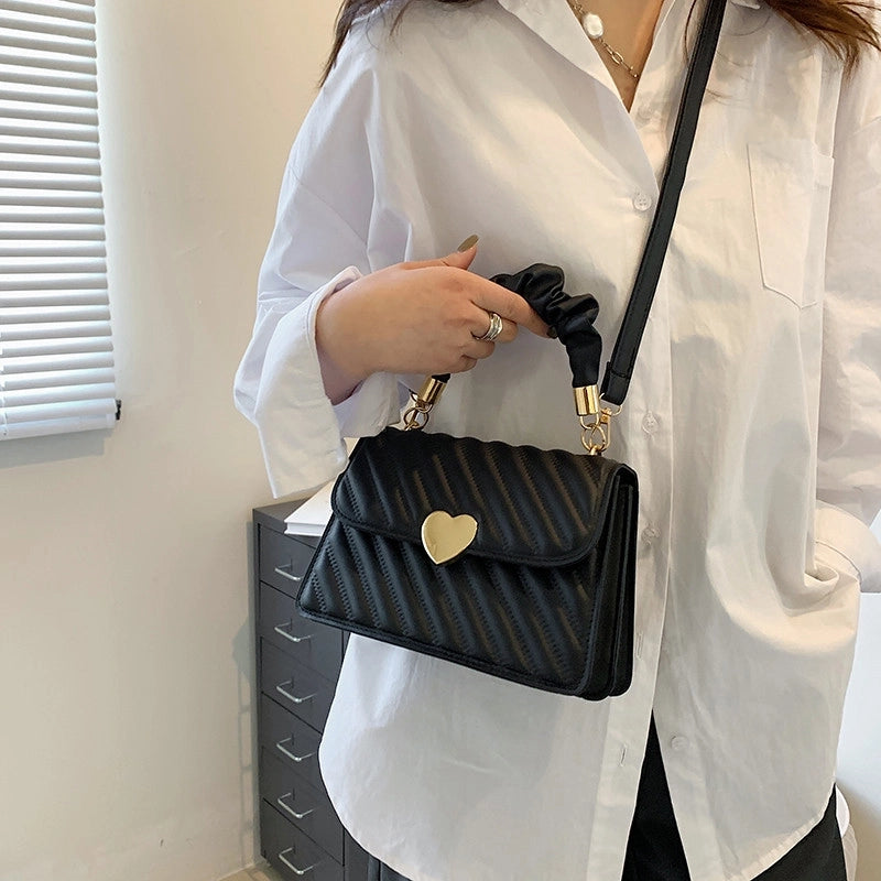 Women's Small Pu Leather Heart Shape Fashion Square Lock Clasp Crossbody Bag