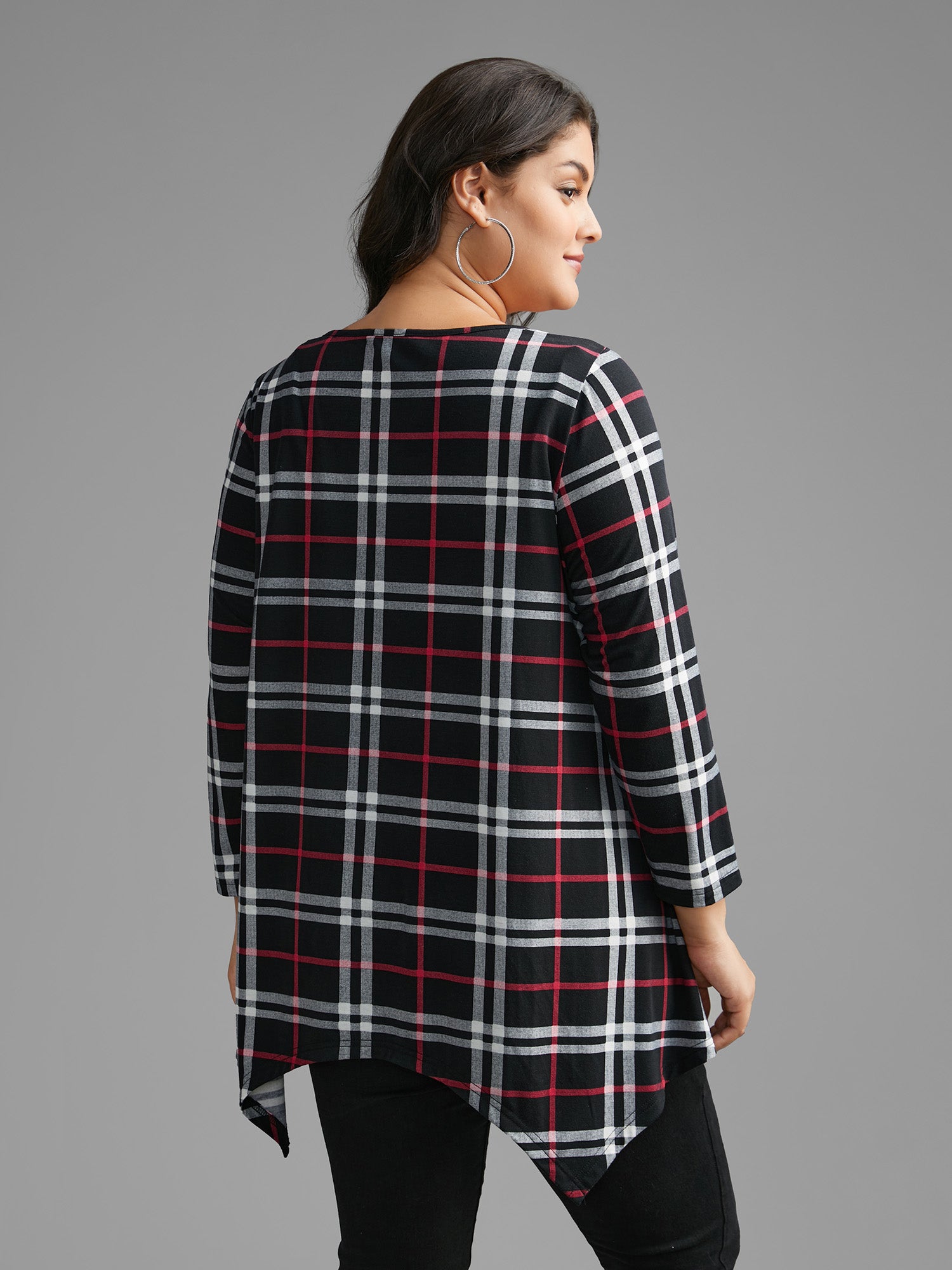 Plaid Asymmetrical Hem Pocket T-shirt