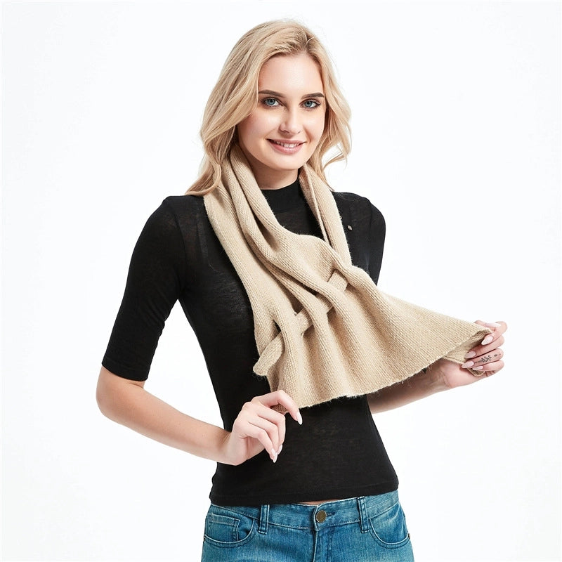 Women's Minimalist Solid Color Acrylic Scarf