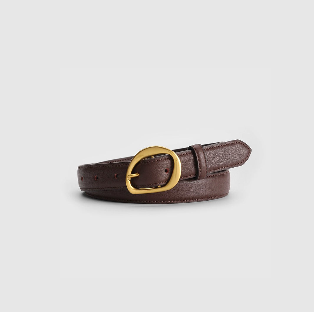 Curved Oval Buckle Belt
