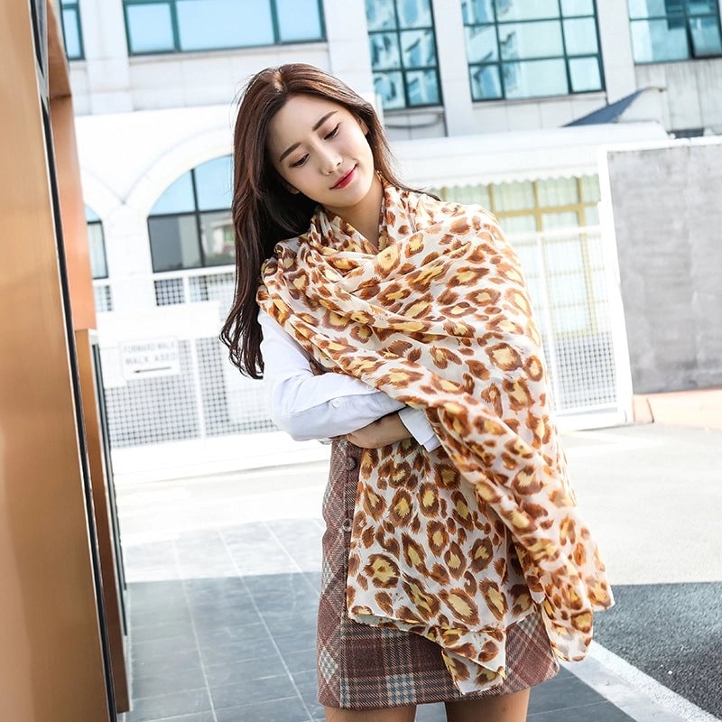 Women's Streetwear Round Dots Leopard Chiffon Scarf