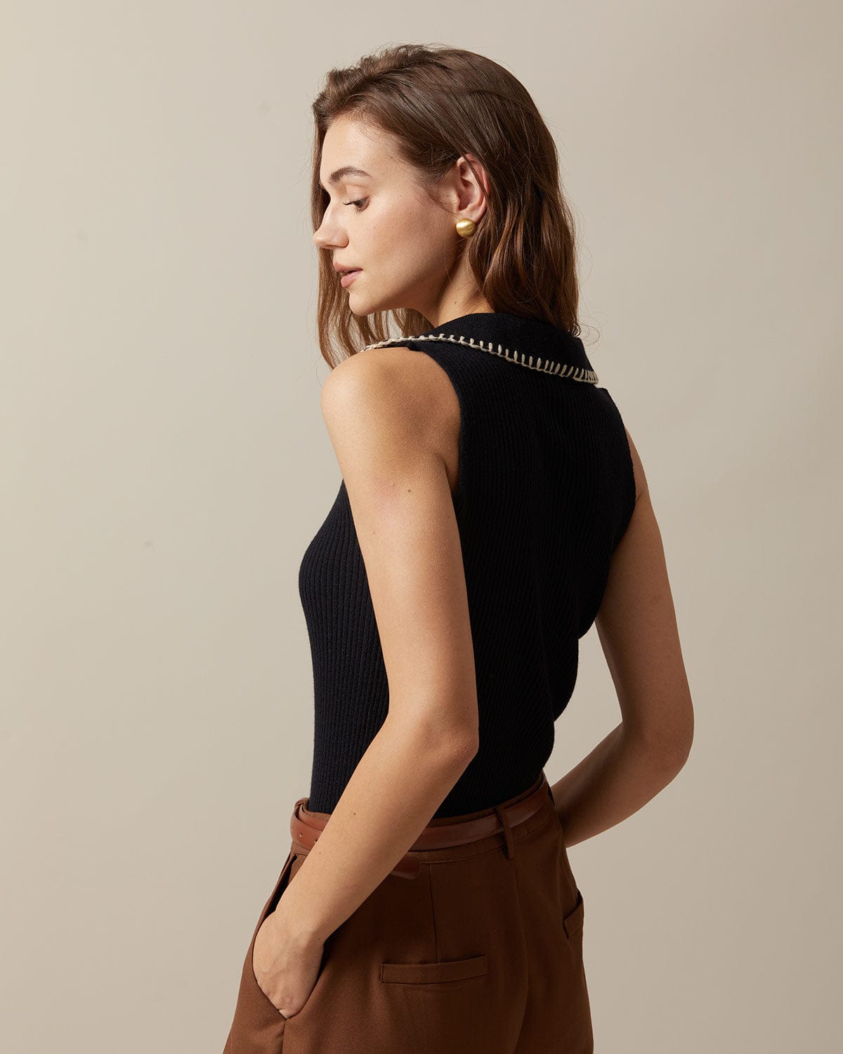 The Black V Neck Seam Colorblock Ribbed Tank Top