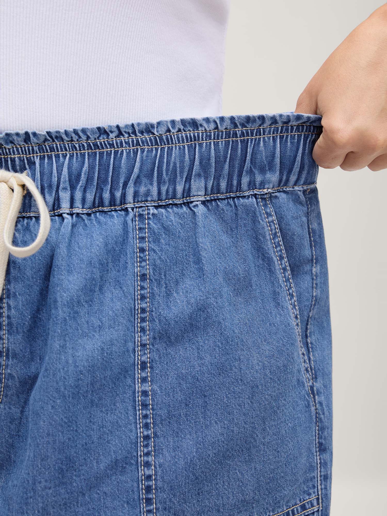 Cotton Stretchy Waist Drawstring Classic Denim Shorts