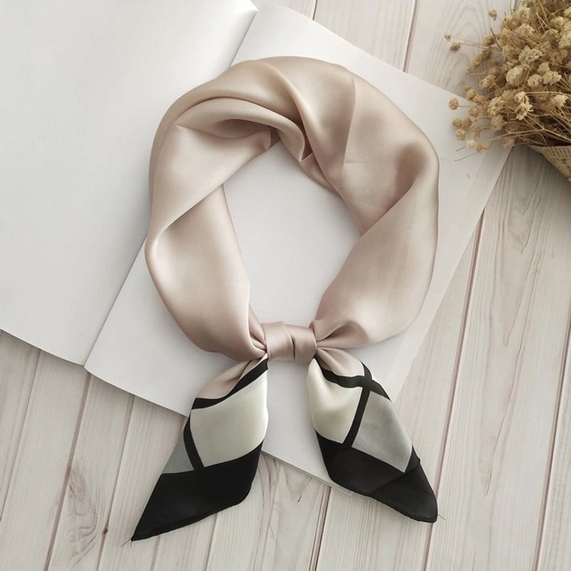 Women's Elegant Sweet Printing Satin Printing Silk Scarf