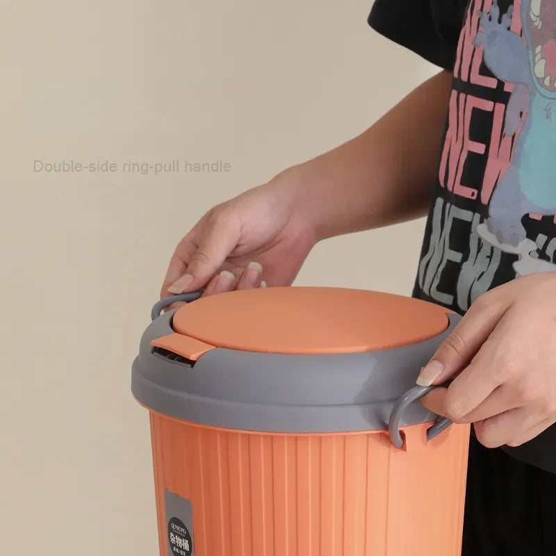 ECO-FRIENDLY TRASH BIN WITH LID