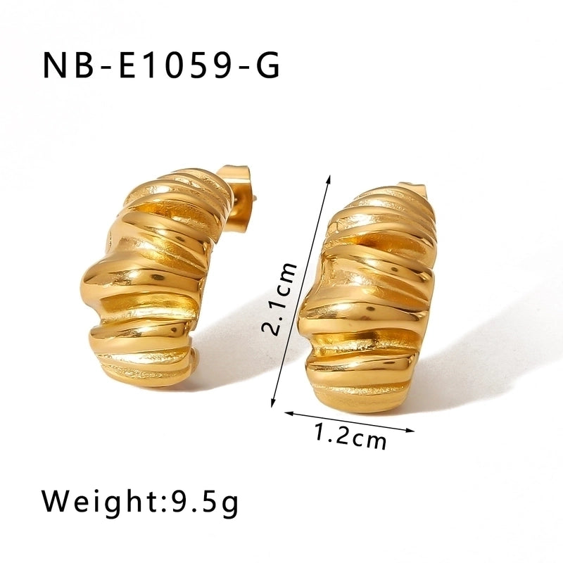 1 Pair IG Style Vintage Style C Shape Heart Shape Lingge Plating Pleated Inlay 304 Stainless Steel Pearl Zircon 18K Gold Plated Ear Studs