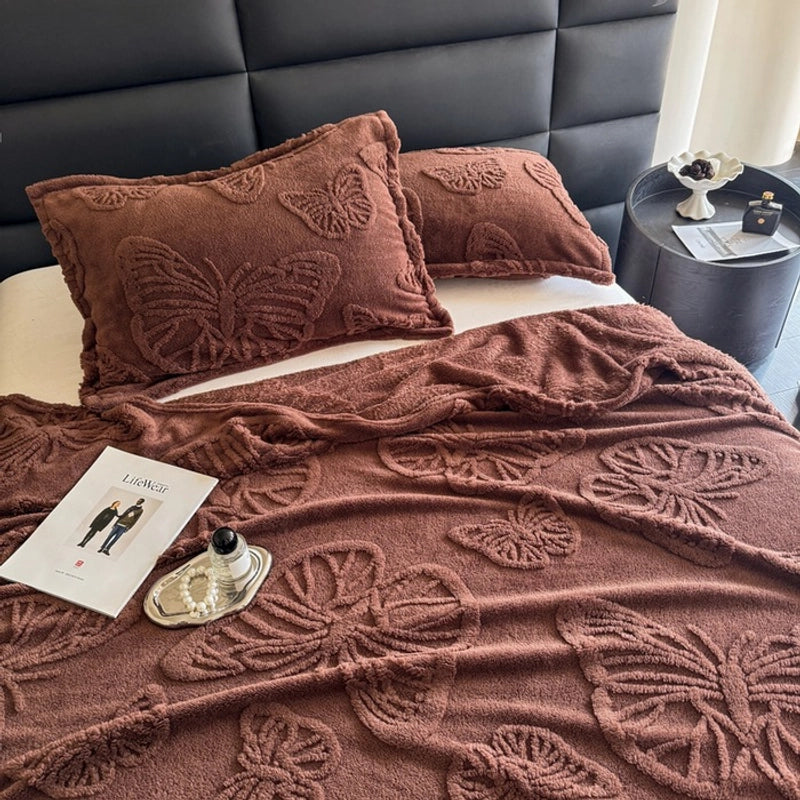 Elegant Solid Color Polyester Blanket