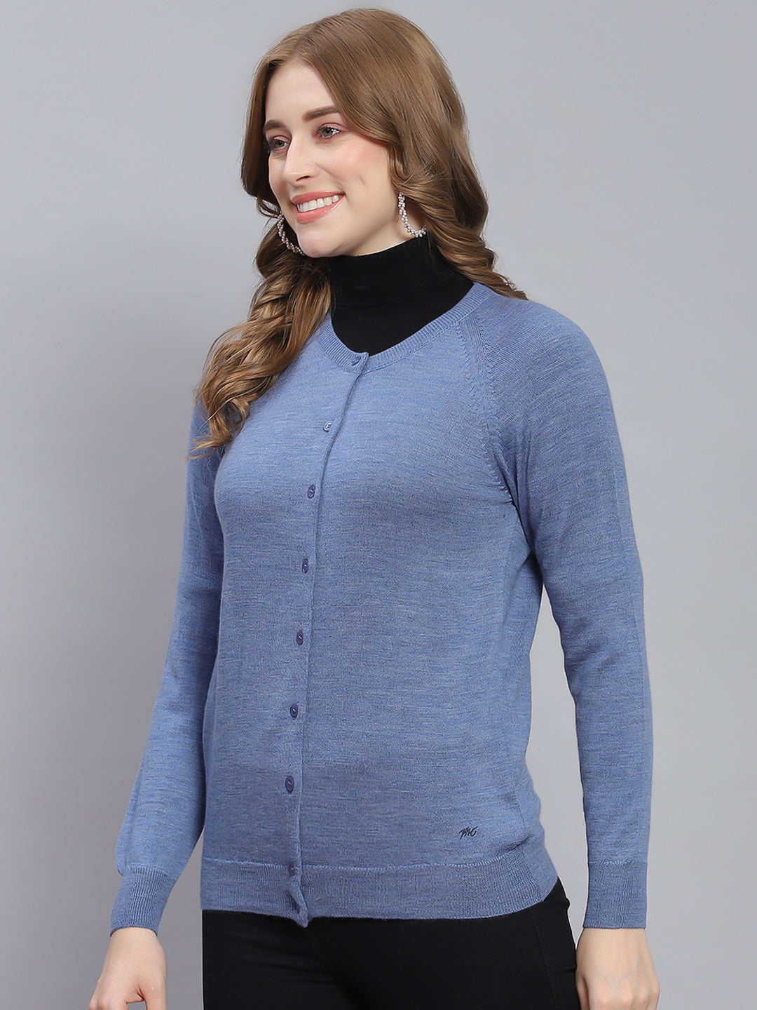 Women Blue Solid Round Neck Full Sleeve Cardigans