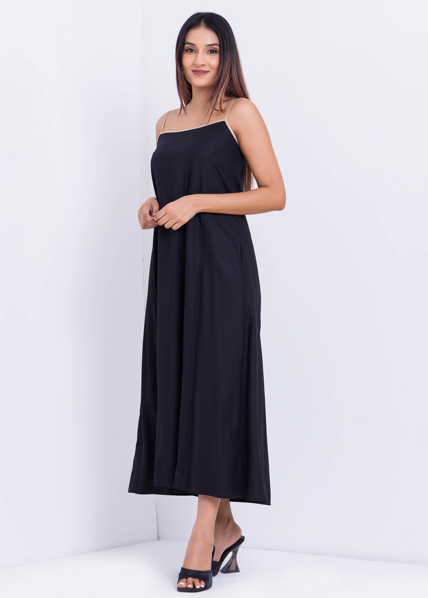 Maxi Dress With Contrast Straps