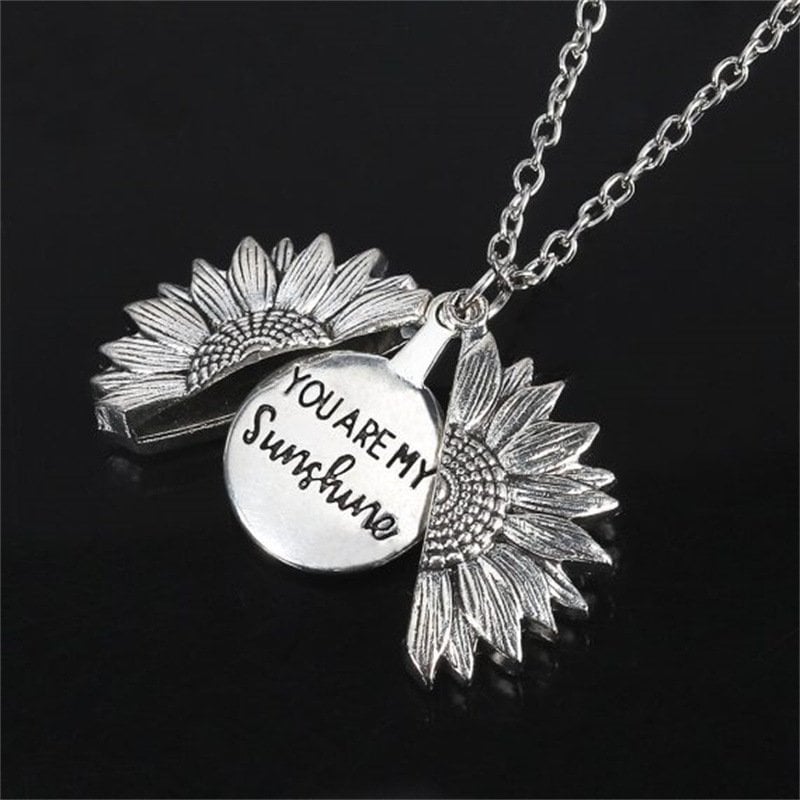 🔥🌞You Are My Sunshine Sunflower Necklace🌻(Double-sided engraving)