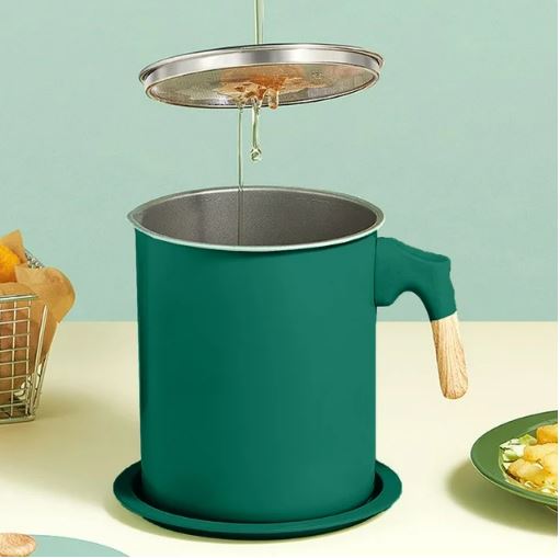 Stainless Steel Oil Storage & Strainer Pot. Cooking Oil Storage Tank With Filter