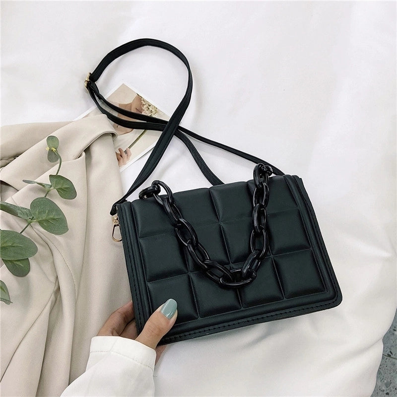Women's Small Pu Leather Solid Color Streetwear Chain Square Magnetic Buckle Crossbody Bag