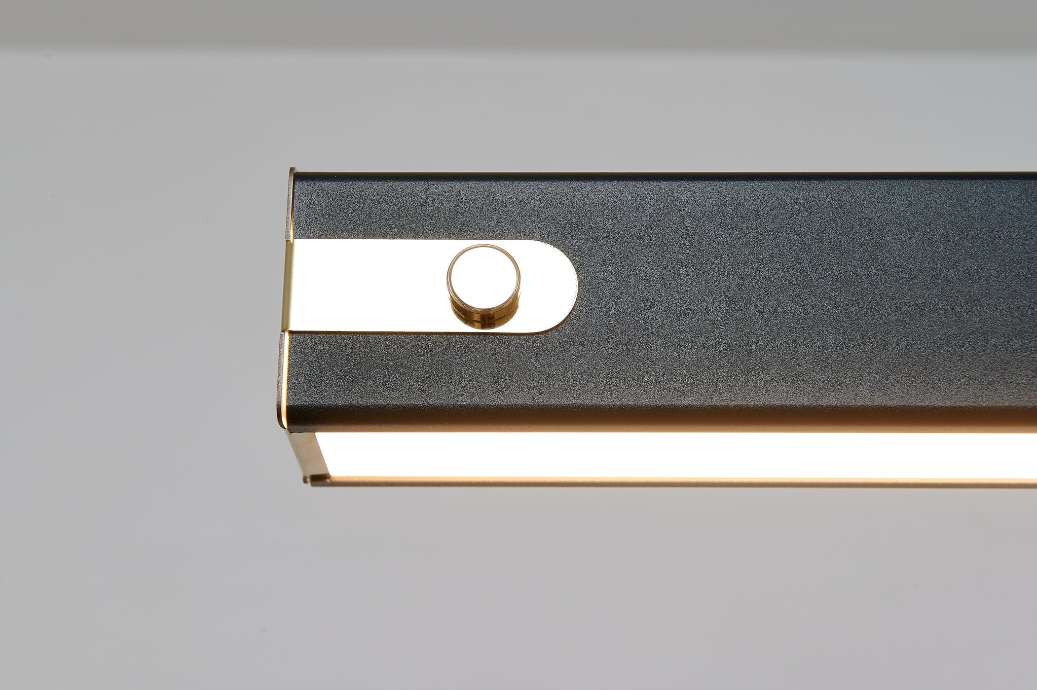 Hylander | Pendant Light