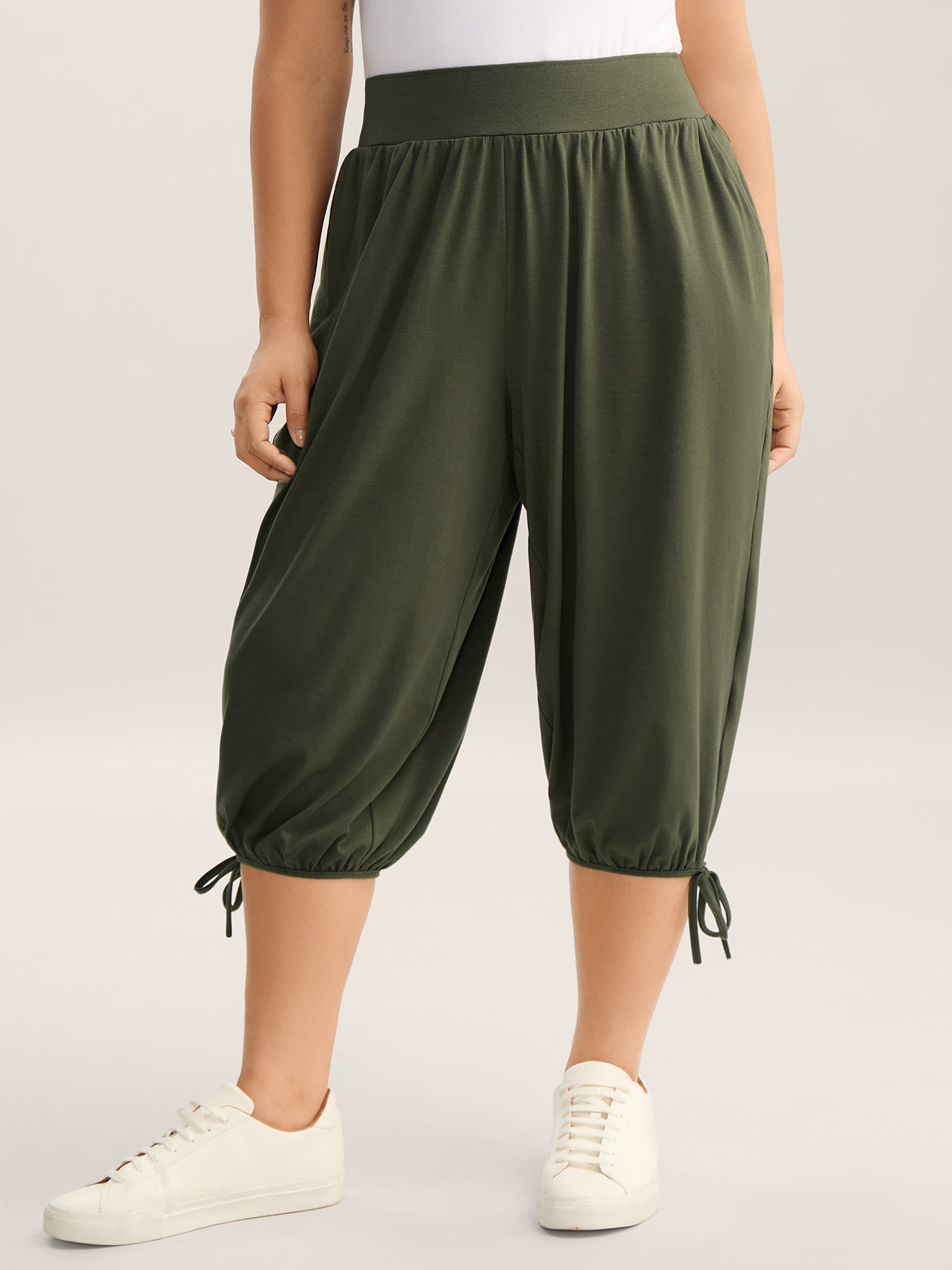 Keyhole Hem Ties Jogger Pants