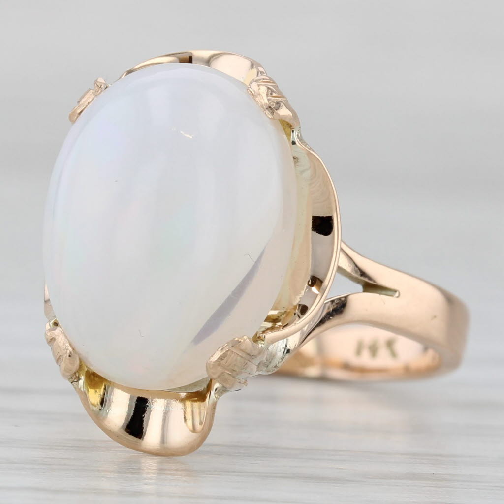 Vintage Welo Opal Oval Cabochon Ring 14k Yellow Gold Size 7