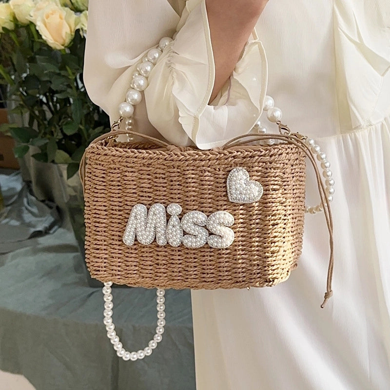 Women's Medium Straw Letter Solid Color Vacation Beach Beading Weave String Straw Bag