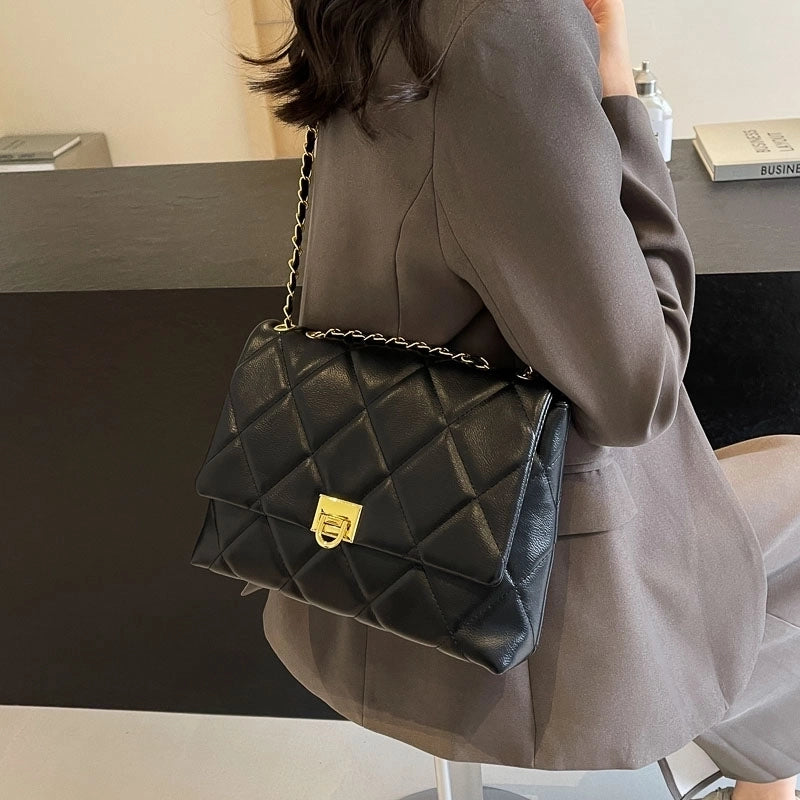 Women's Pu Plaid Solid Color Streetwear Sewing Thread Chain Lock Clasp Crossbody Bag
