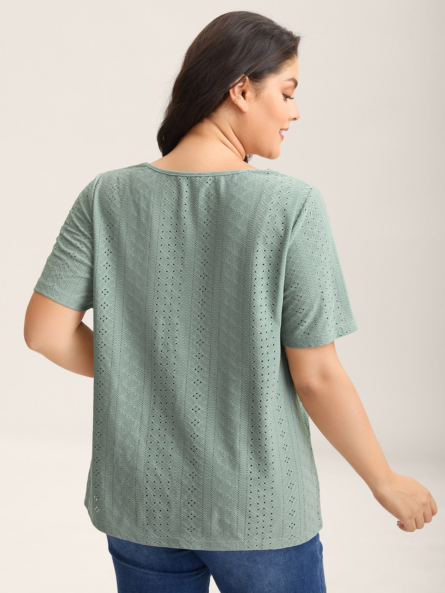 Eyelet Trim Scalloped Neck Stretchy T-Shirt