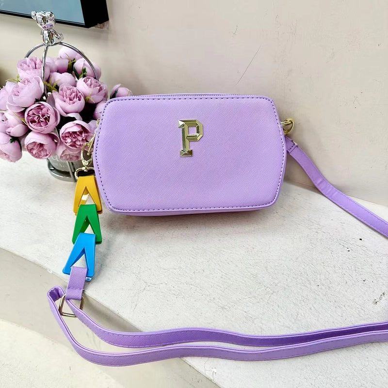 Women's Medium Pu Leather Letter Solid Color Classic Style Streetwear Square Zipper Crossbody Bag