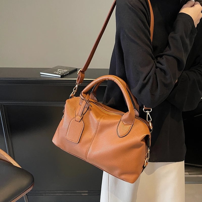 Women's Pu Leather Solid Color Classic Style Pillow Shape Zipper Shoulder Bag