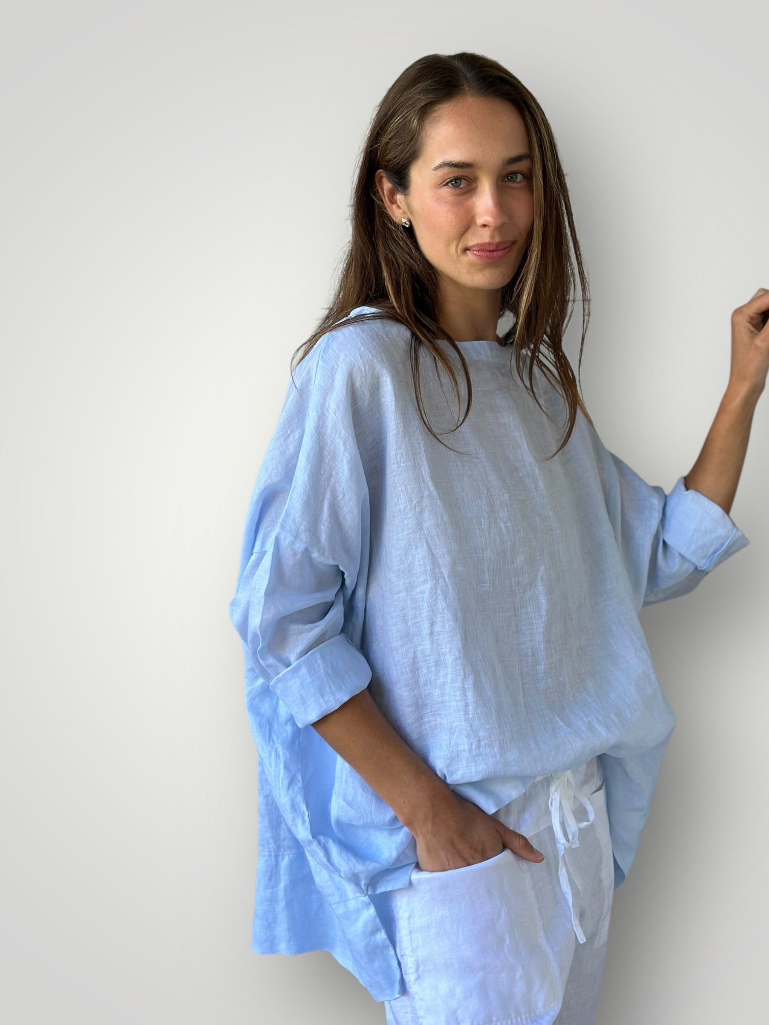avril top - soft blue linen