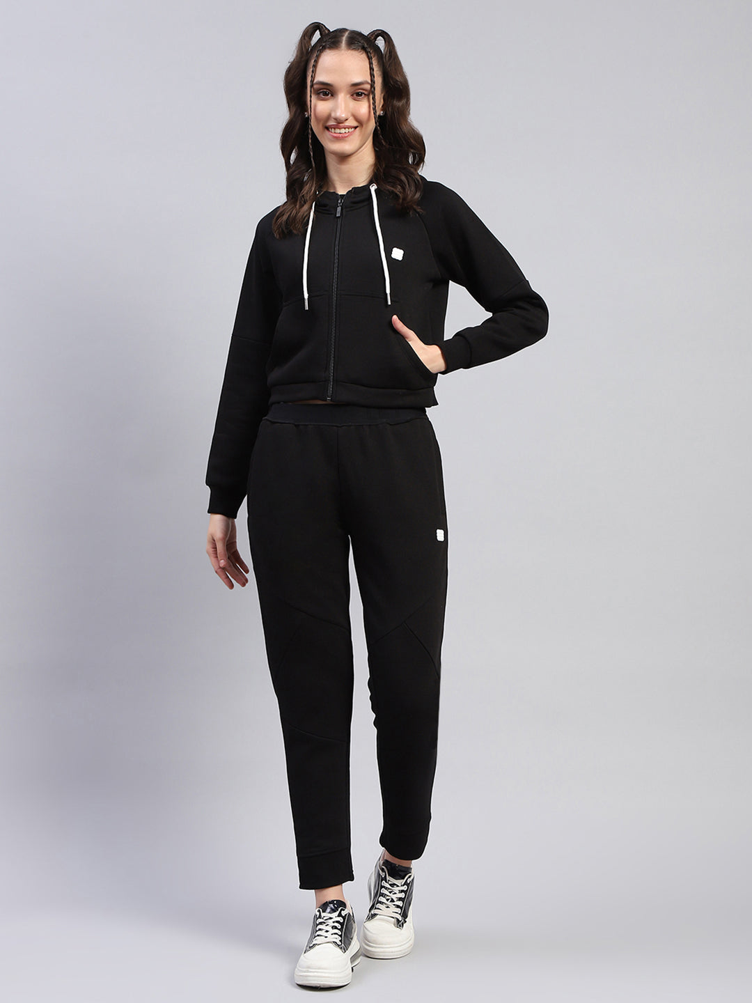 Women Black Solid Hooded Full Sleeve Tracksuit