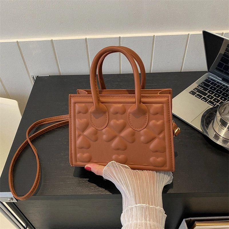 Women's All Seasons Pu Leather Four Leaf Clover Solid Color Elegant Square Zipper Handbag