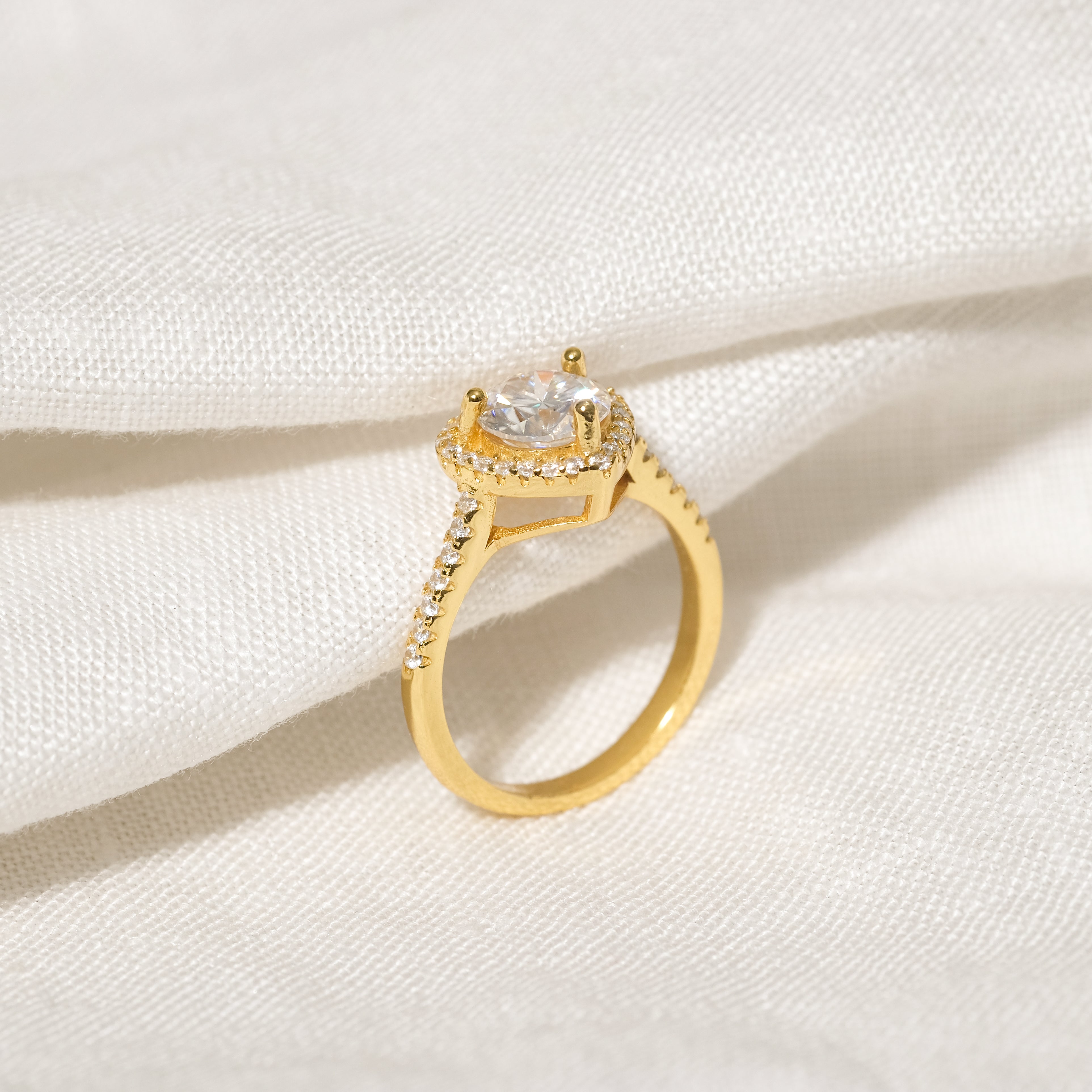 Viola 1.0ct Moissanite Ring (18K Gold Vermeil. Size 4)