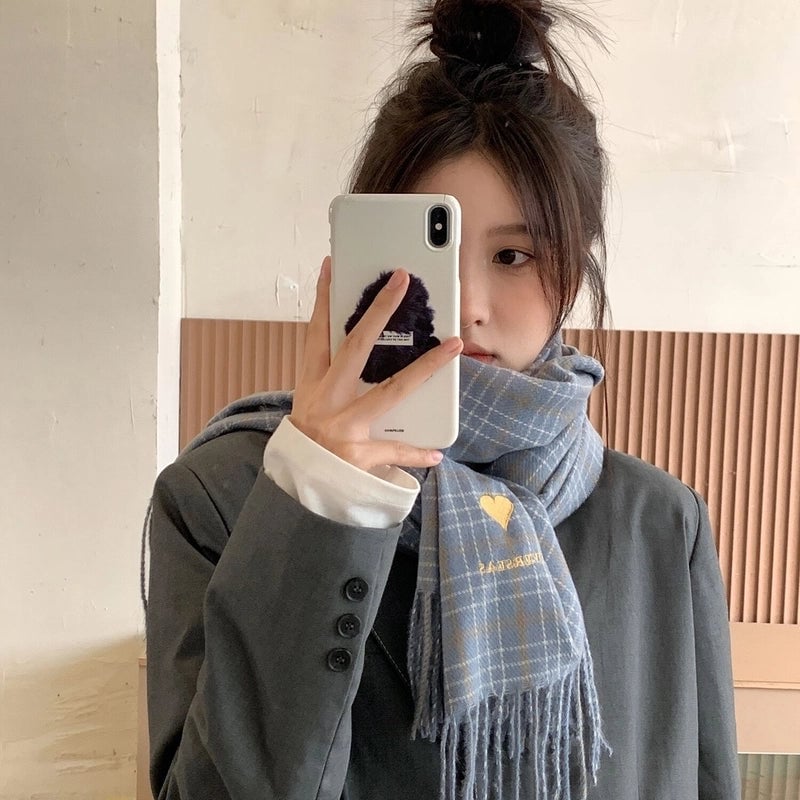 Fresh New Retro Scarf  Versatile Warm Embroidered Lovely Tassel Scarf For Students Women Winter
