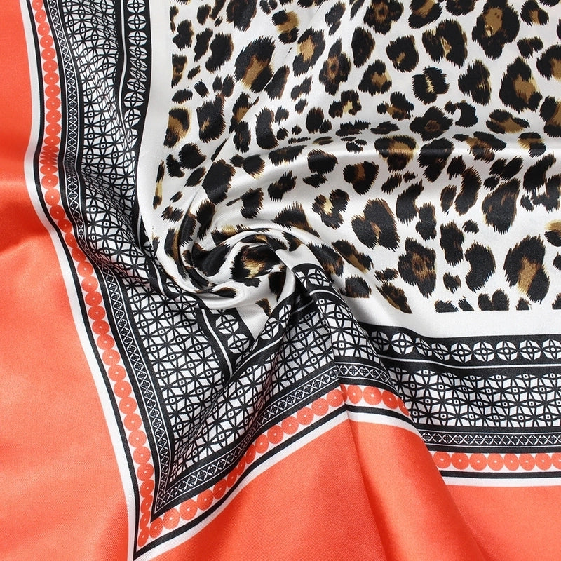 Women's Elegant Retro Color Block Leopard Polyester Printing Silk Scarf