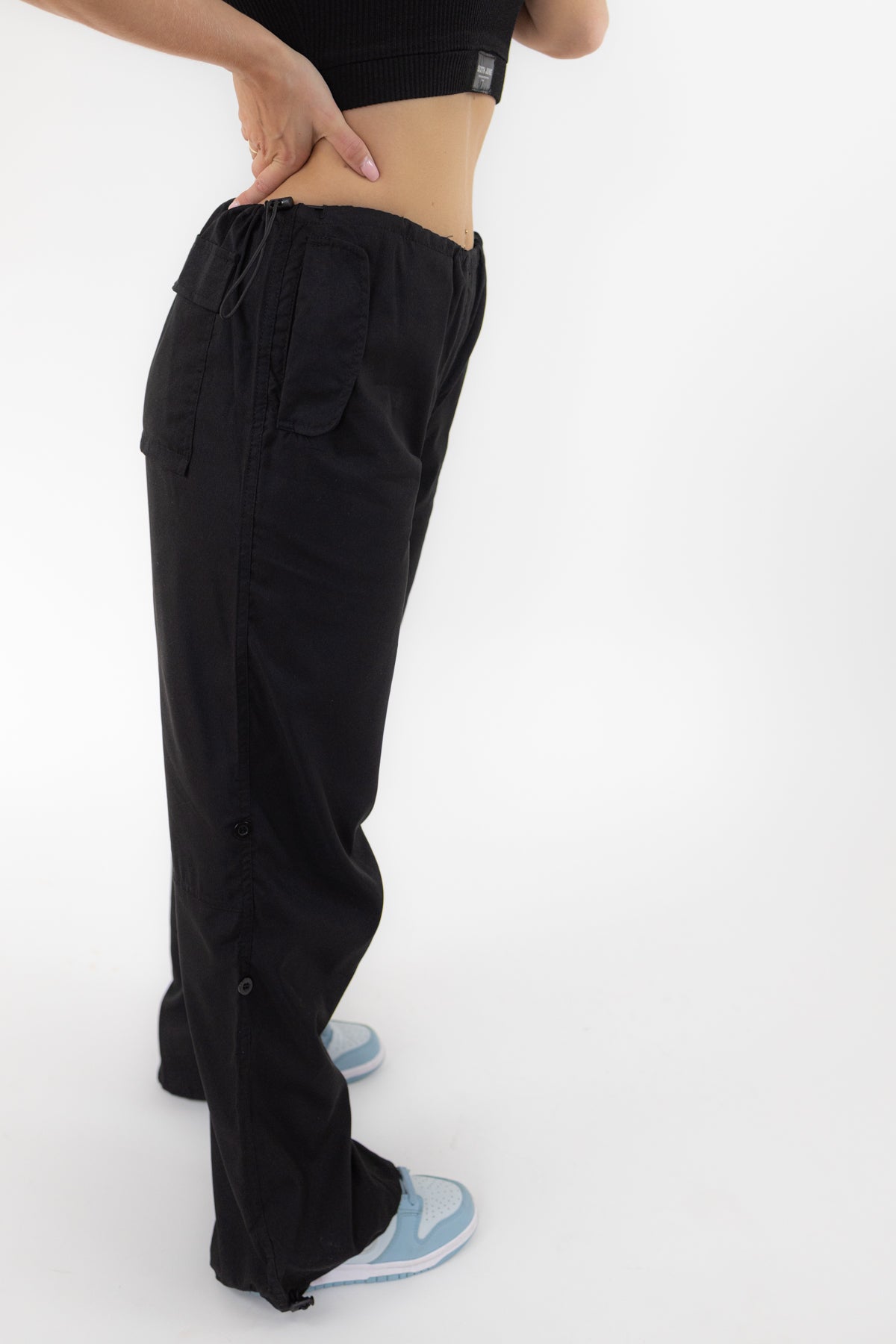 Marianne Cargo Parachute Pants _ Black