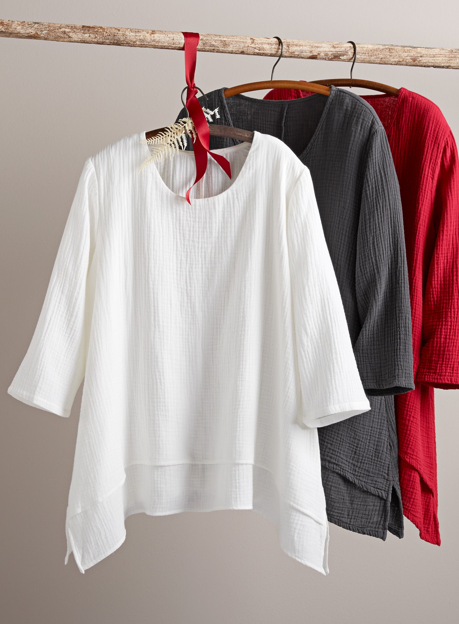 Cotton Ripple Handkerchief Hem Top