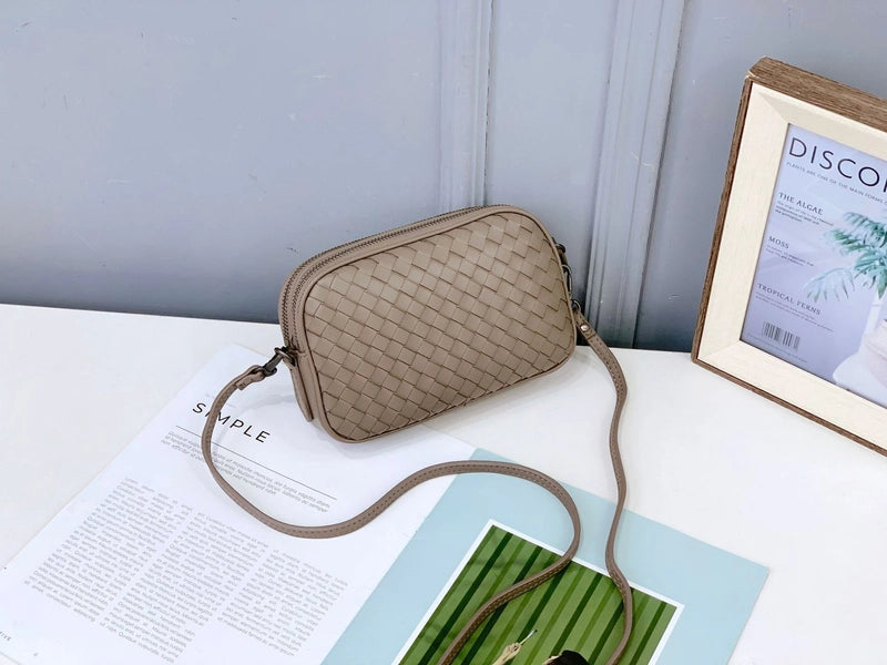Women's Small Leather Solid Color Classic Style Weave Sewing Thread Pillow Shape Zipper Crossbody Bag