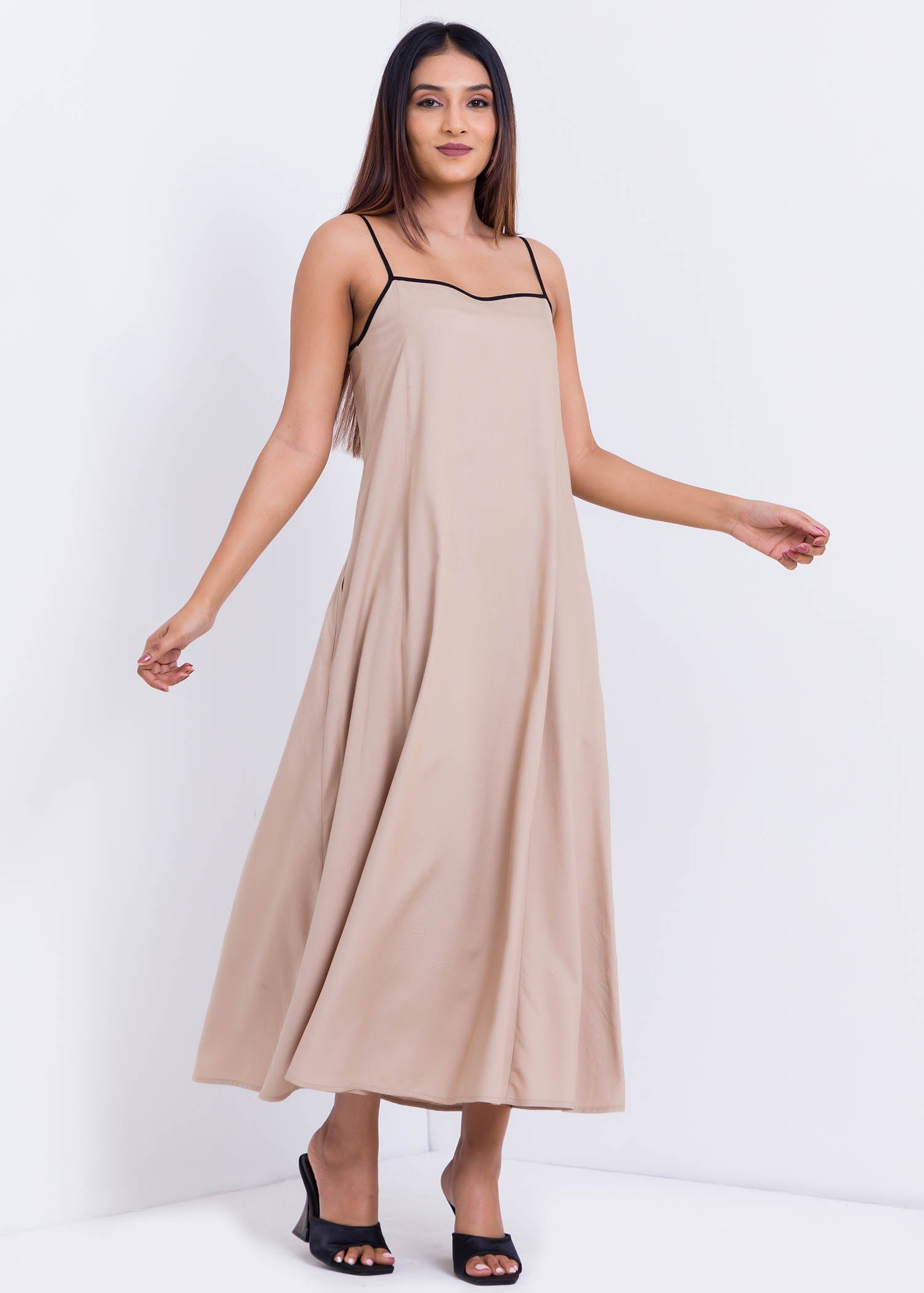 Maxi Dress With Contrast Straps