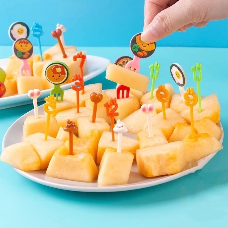 Cute Cartoon Plastic Fruit Fork 1 Set