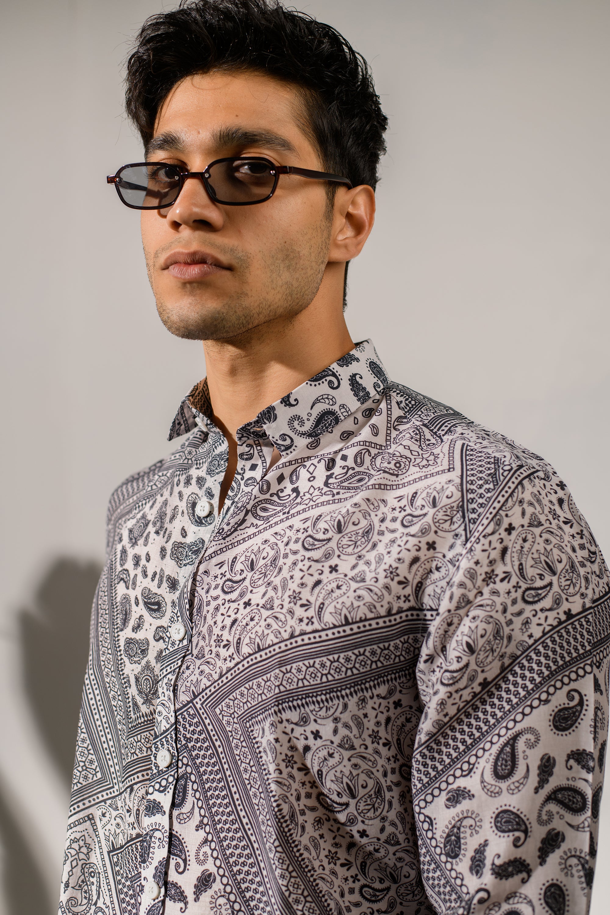 Rustic Boho White Bandana  Silk - Oxford Collar Shirt For Men
